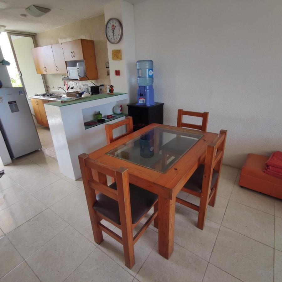 Bella Beach Condo Vacation 2 Bedrooms Канкун Екстериор снимка