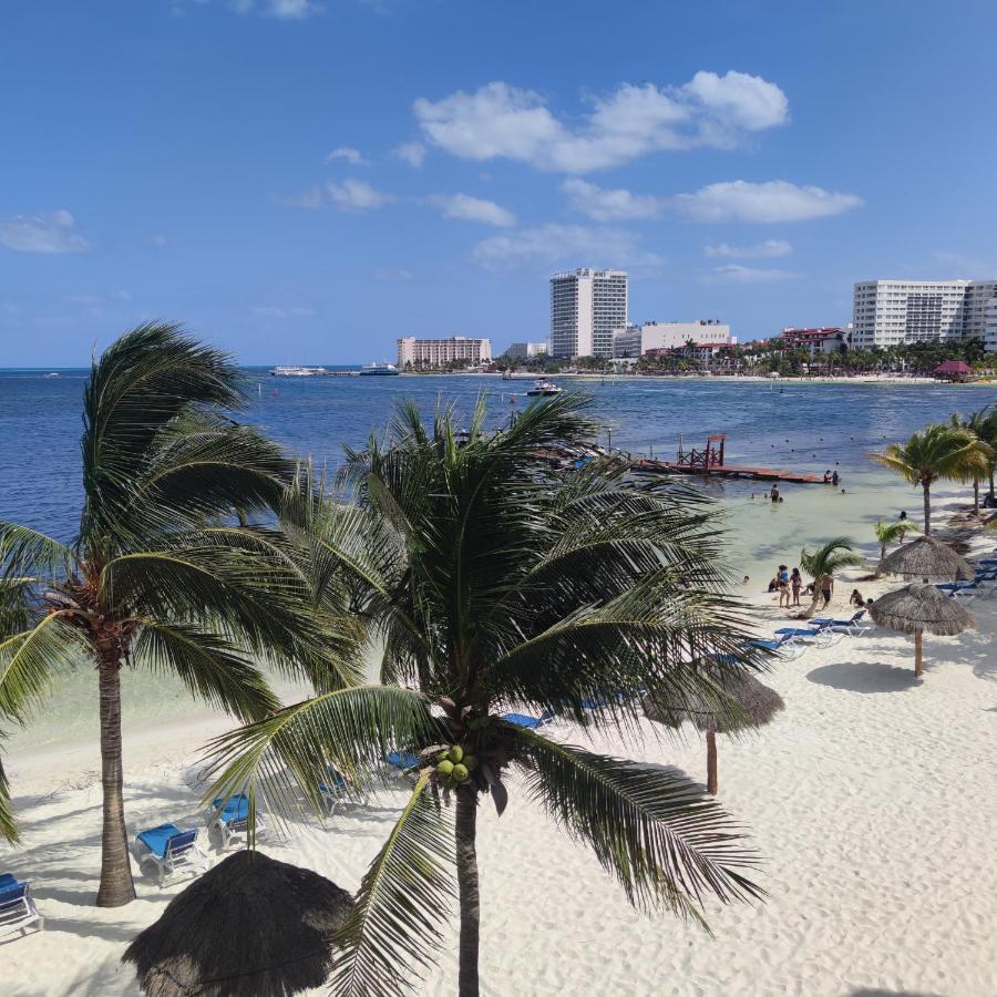 Bella Beach Condo Vacation 2 Bedrooms Канкун Екстериор снимка