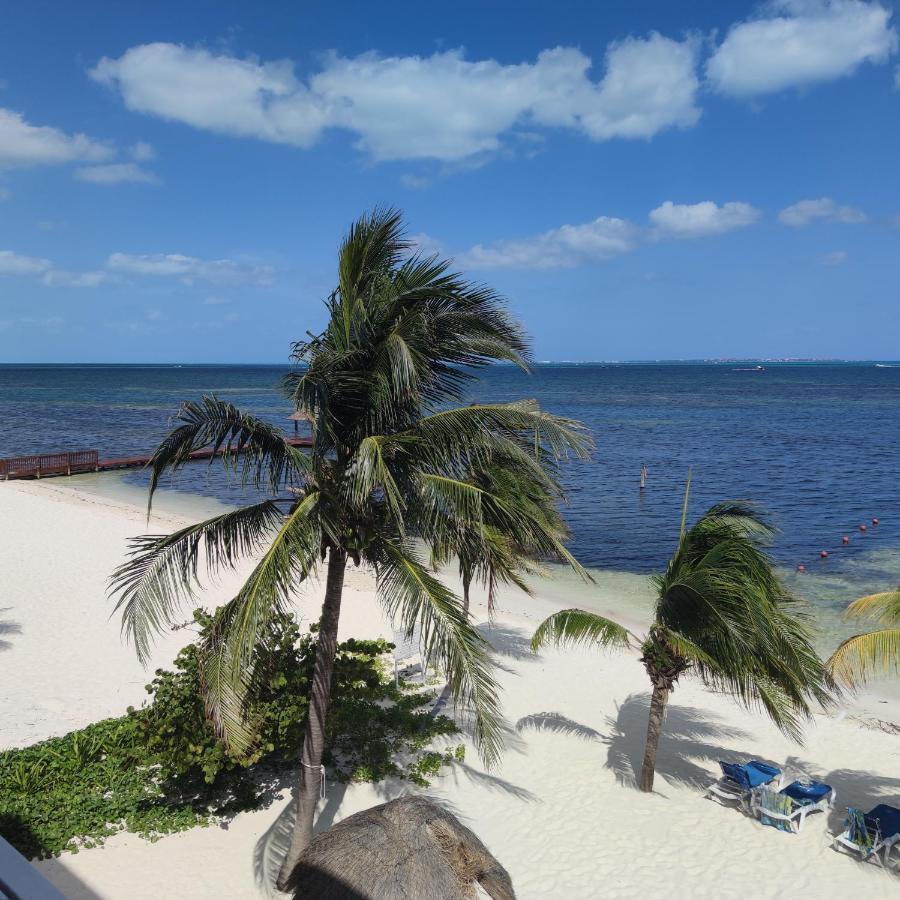 Bella Beach Condo Vacation 2 Bedrooms Канкун Екстериор снимка