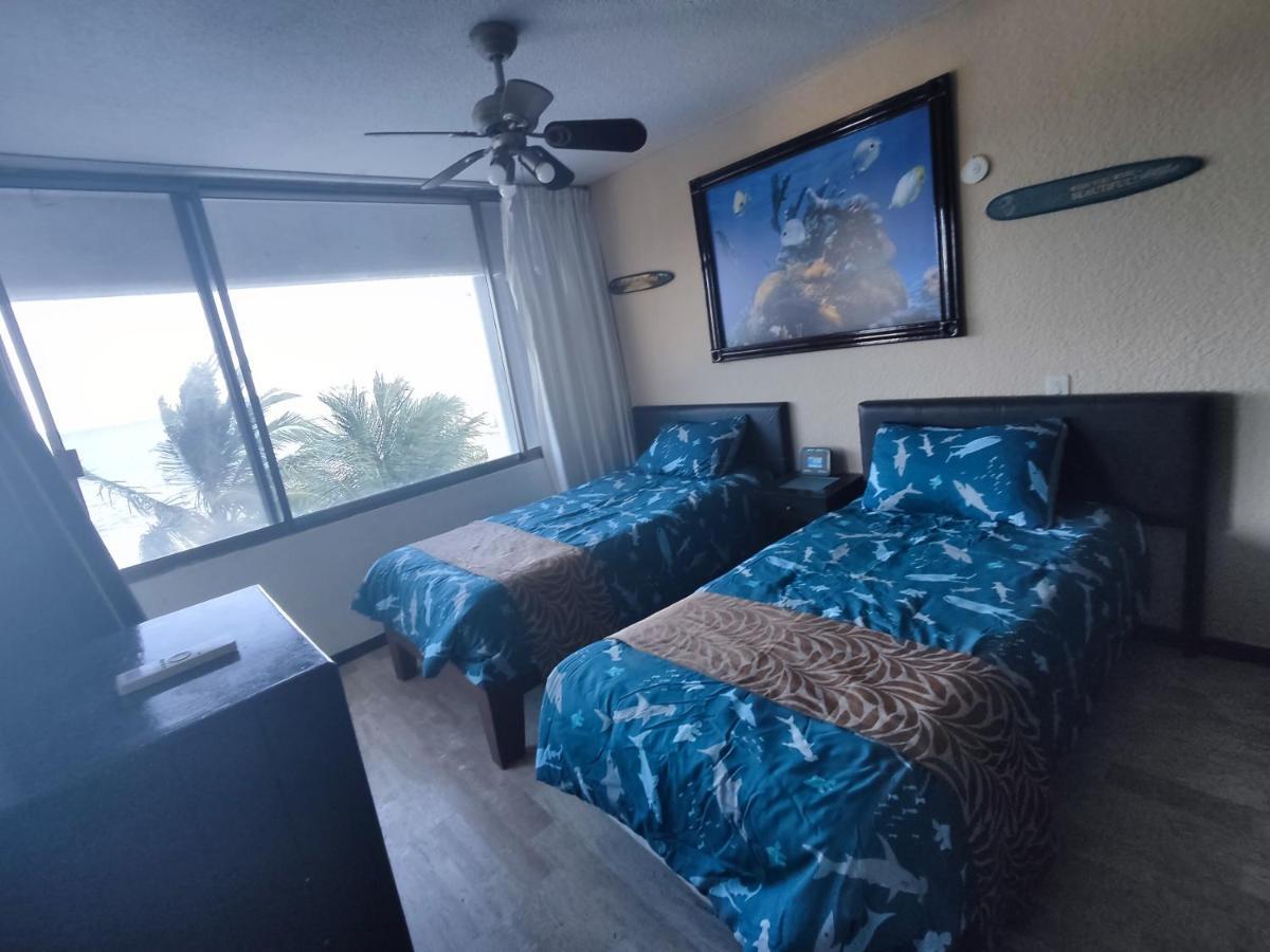Bella Beach Condo Vacation 2 Bedrooms Канкун Екстериор снимка