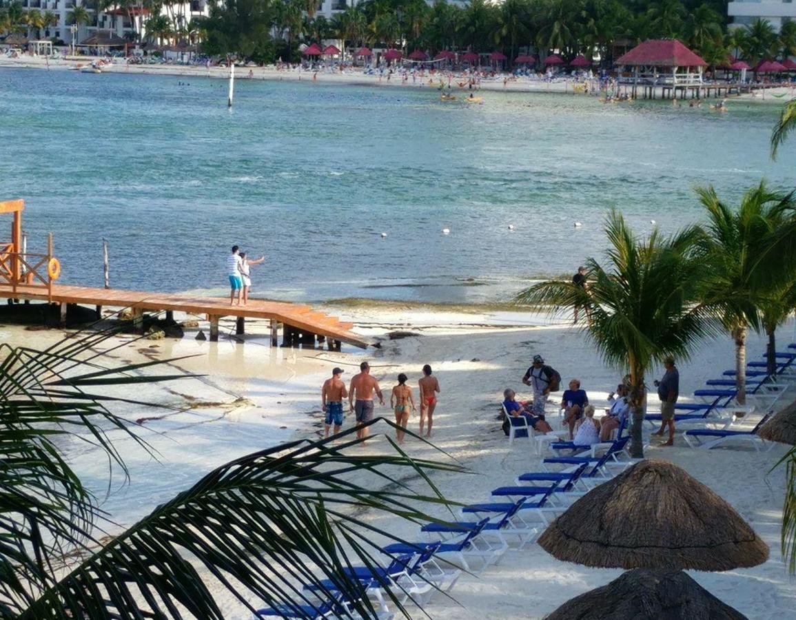 Bella Beach Condo Vacation 2 Bedrooms Канкун Екстериор снимка