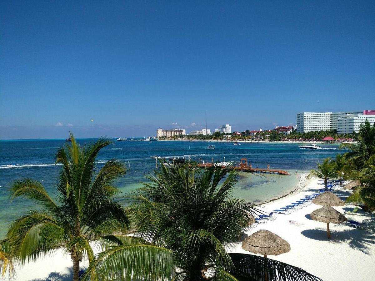 Bella Beach Condo Vacation 2 Bedrooms Канкун Екстериор снимка